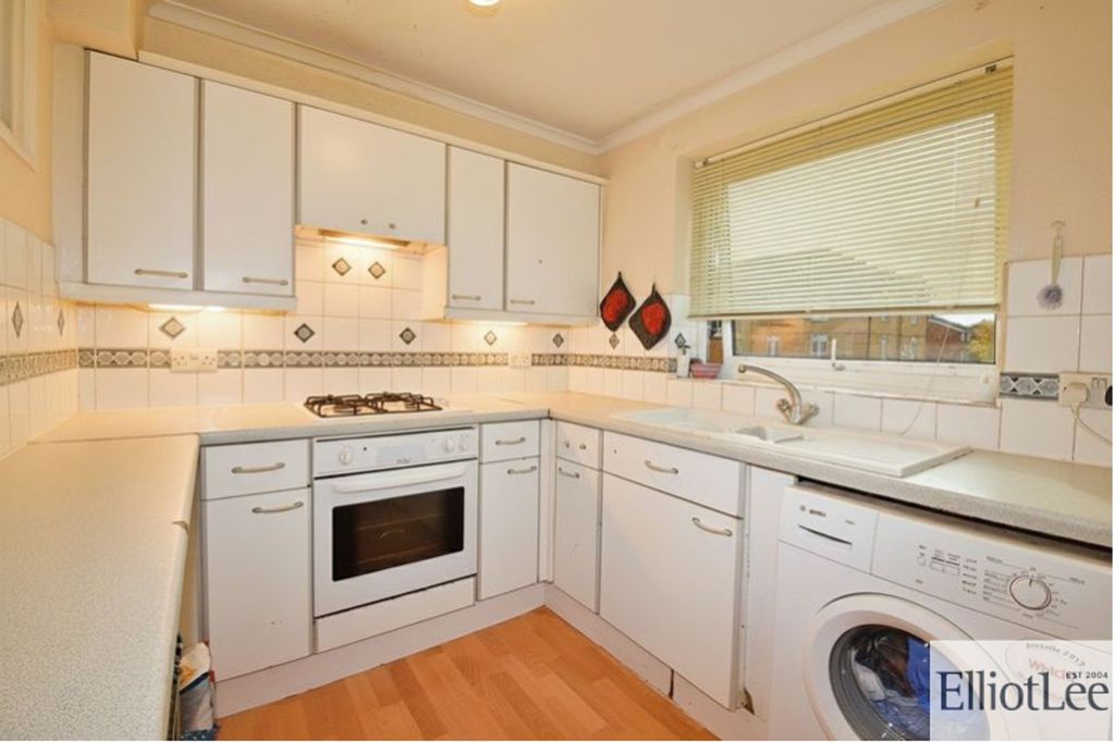 Property photo 3 of 6