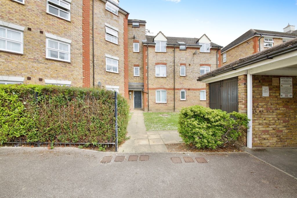 Property photo 1 of 11