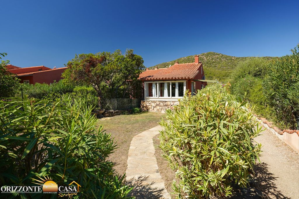 Property photo 2 of 51