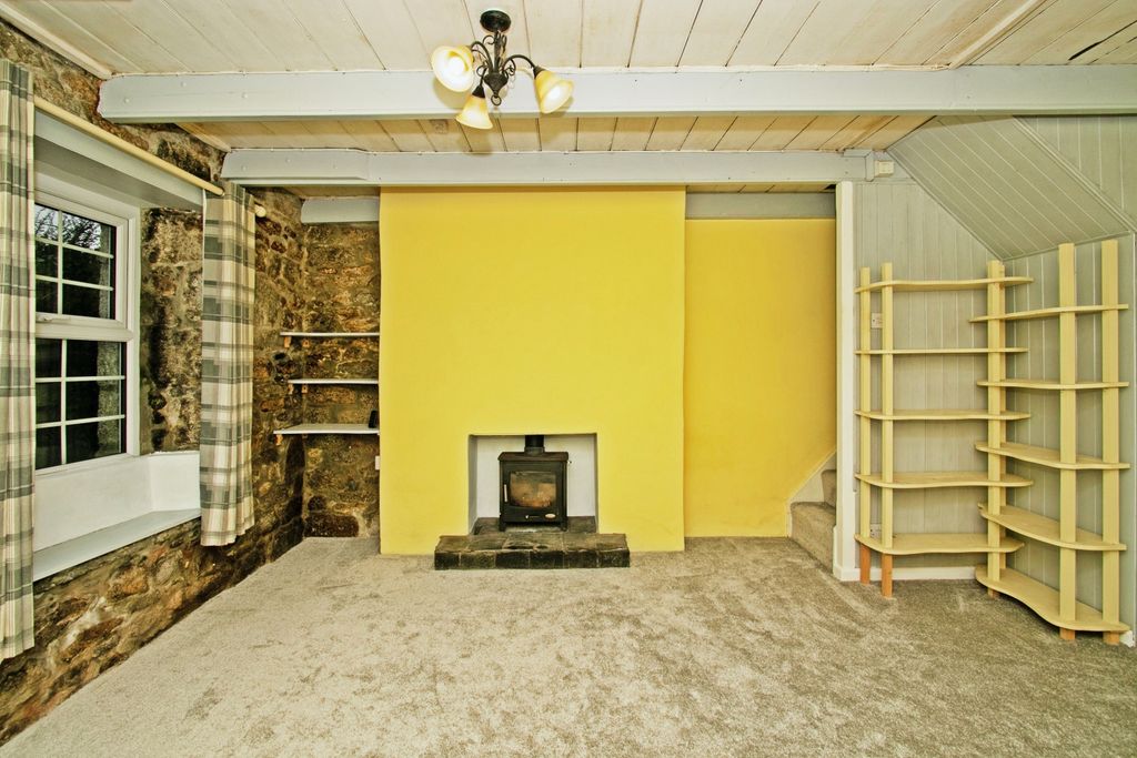 Property photo 2 of 14 Photography