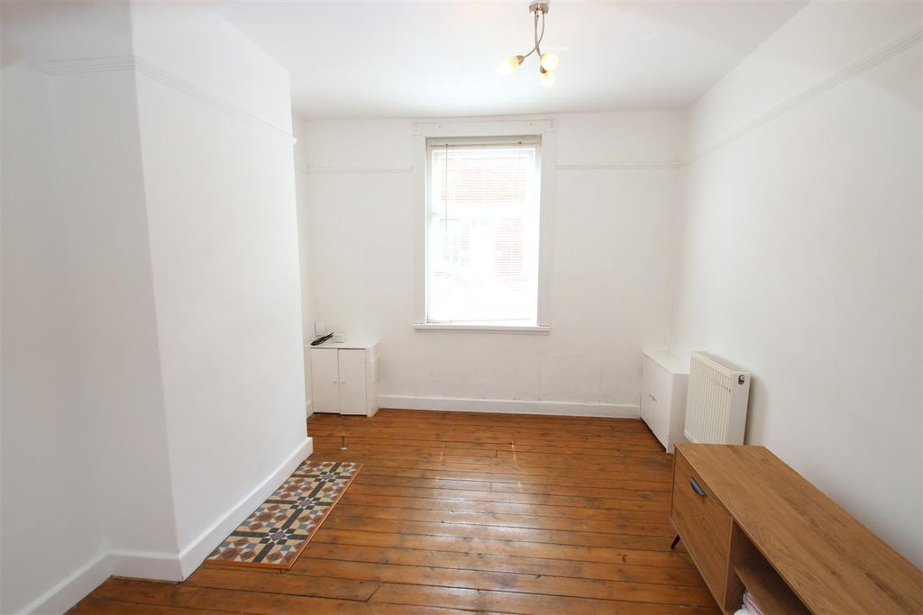 Property photo 2 of 10 Img_0099.Jpg