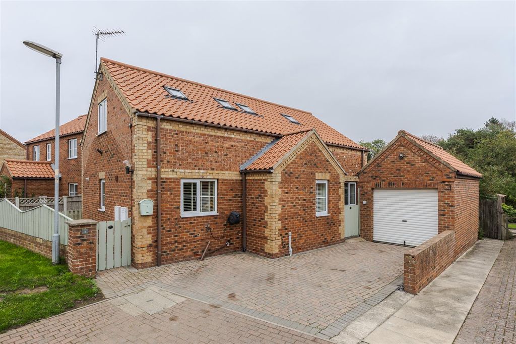 Property photo 1 of 20 Main