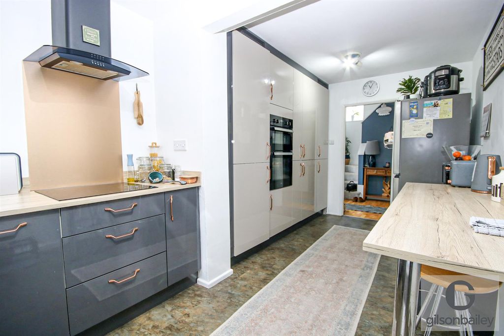 Property photo 2 of 21 13-Img_2442.Jpg