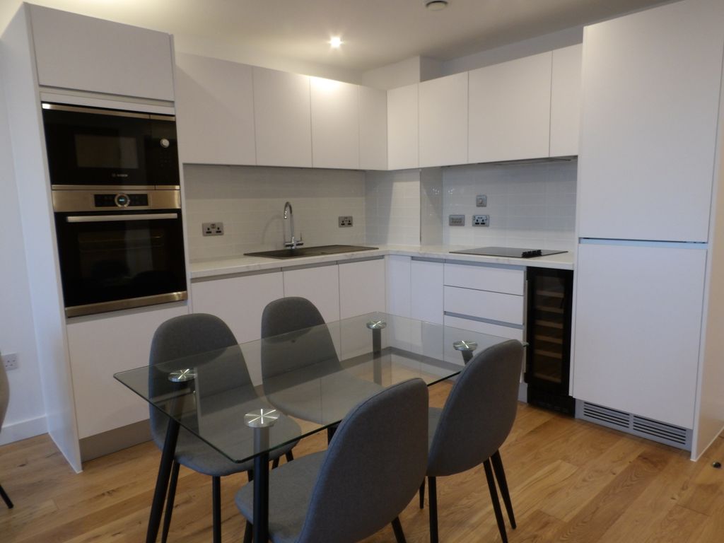 Property photo 3 of 6 Kitchen