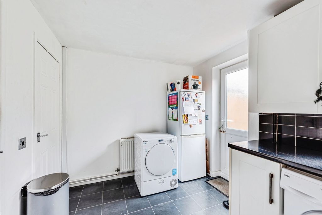 Property photo 3 of 13 Pbox-Img.Jpg