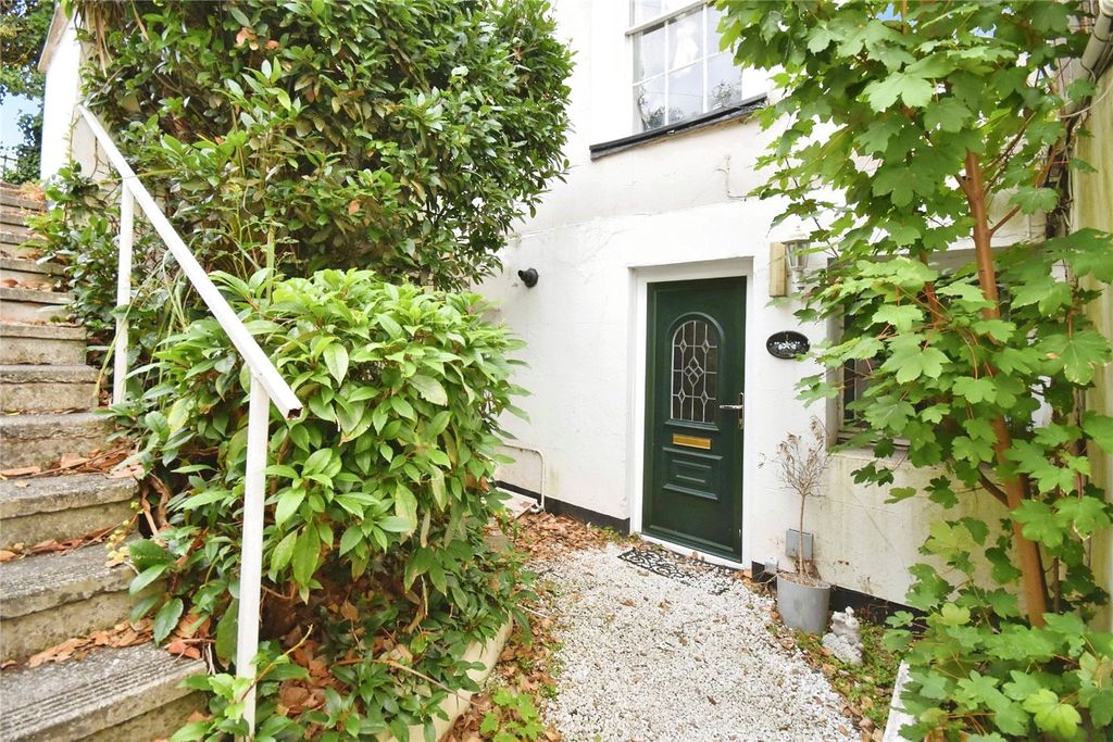 Property photo 2 of 13 Picture No. 31