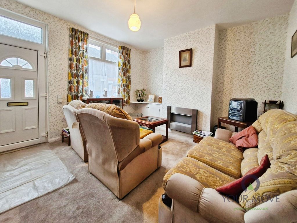 Property photo 2 of 15 Lounge