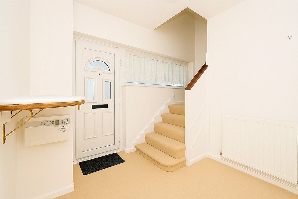 Property photo 2 of 16 Picture No. 26