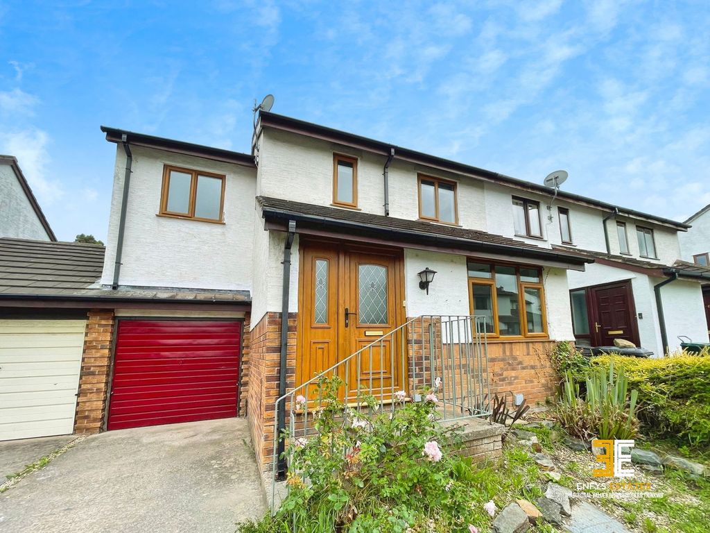 Property photo 1 of 29