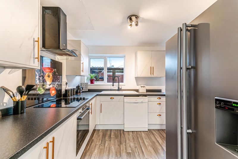 Property photo 3 of 20 Photo 9