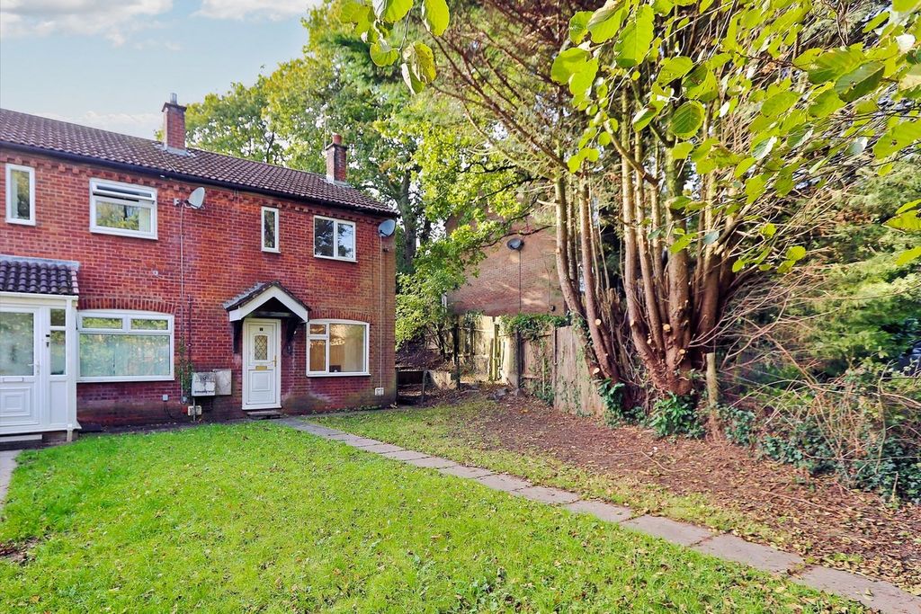 Property photo 2 of 20