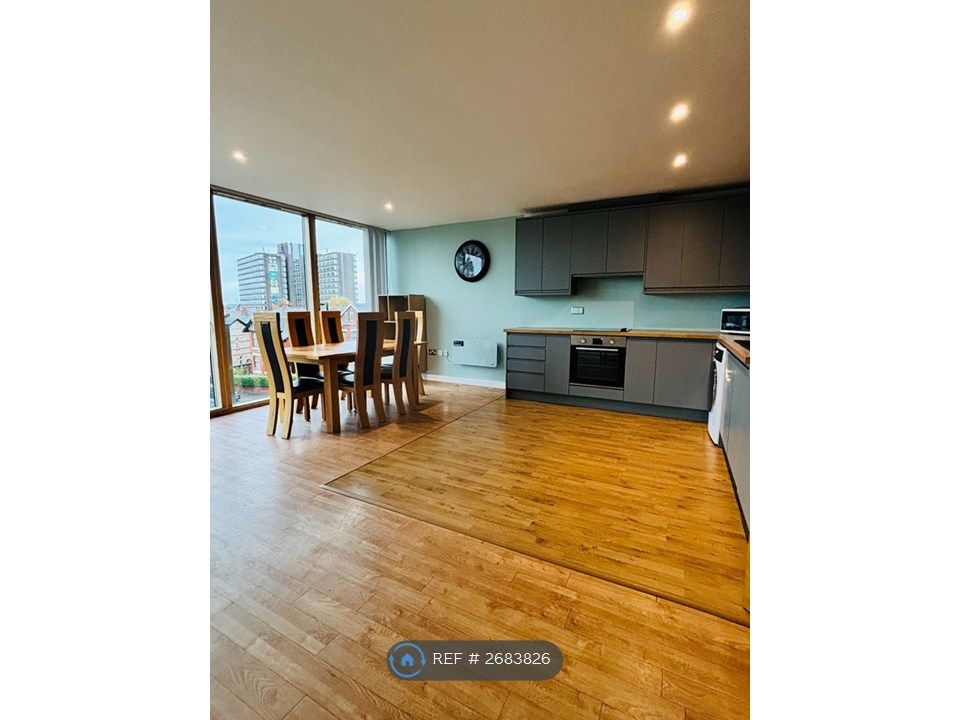 Property photo 3 of 27