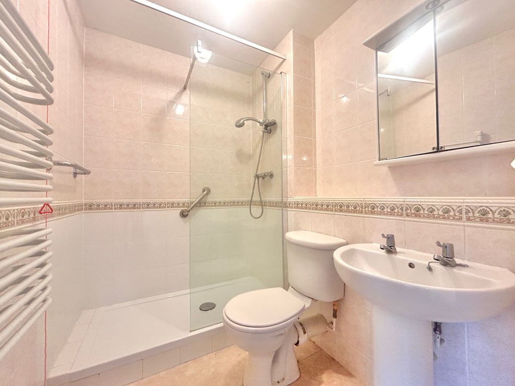 Additional image 15 of 2 bed flat for saleBickerley Road, Ringwood BH24