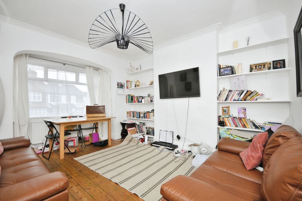 Property photo 2 of 17 Photography