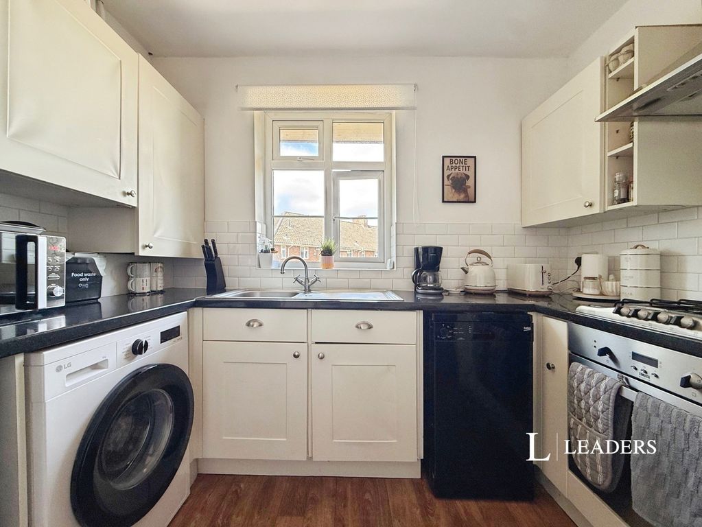 Property photo 2 of 13 Pbox-Img.Jpg