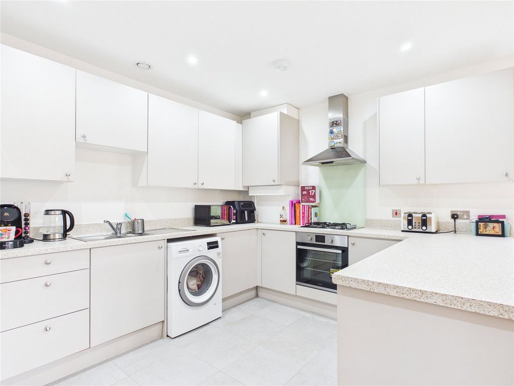 Property photo 3 of 16 Picture No. 03