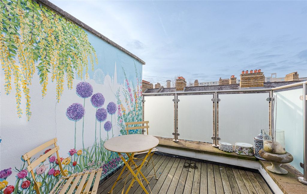 Property photo 3 of 9 Picture No. 07