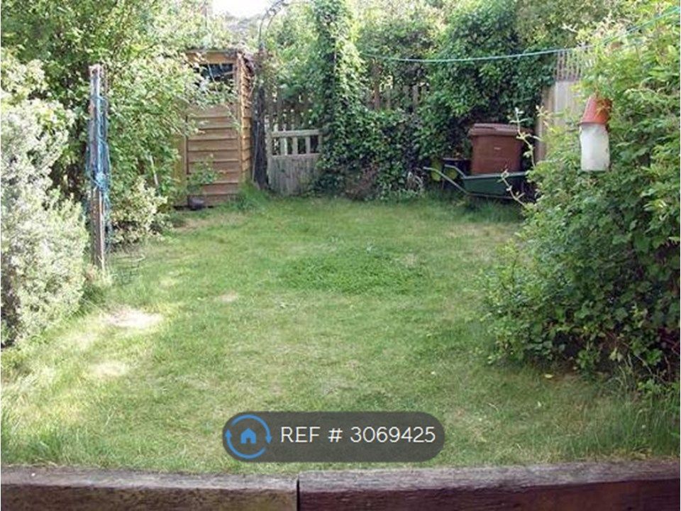 Property photo 2 of 13 Garden