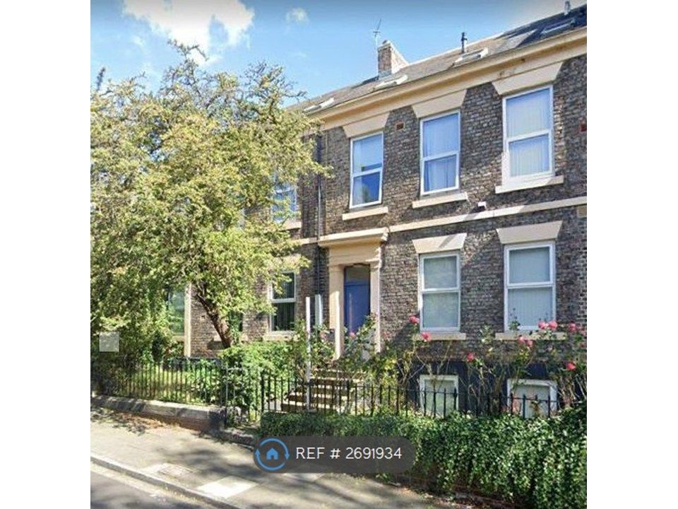 Property photo 1 of 28