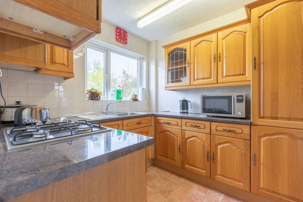 Property photo 3 of 18