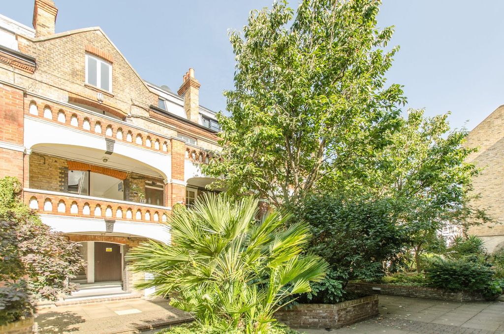 Property photo 1 of 6