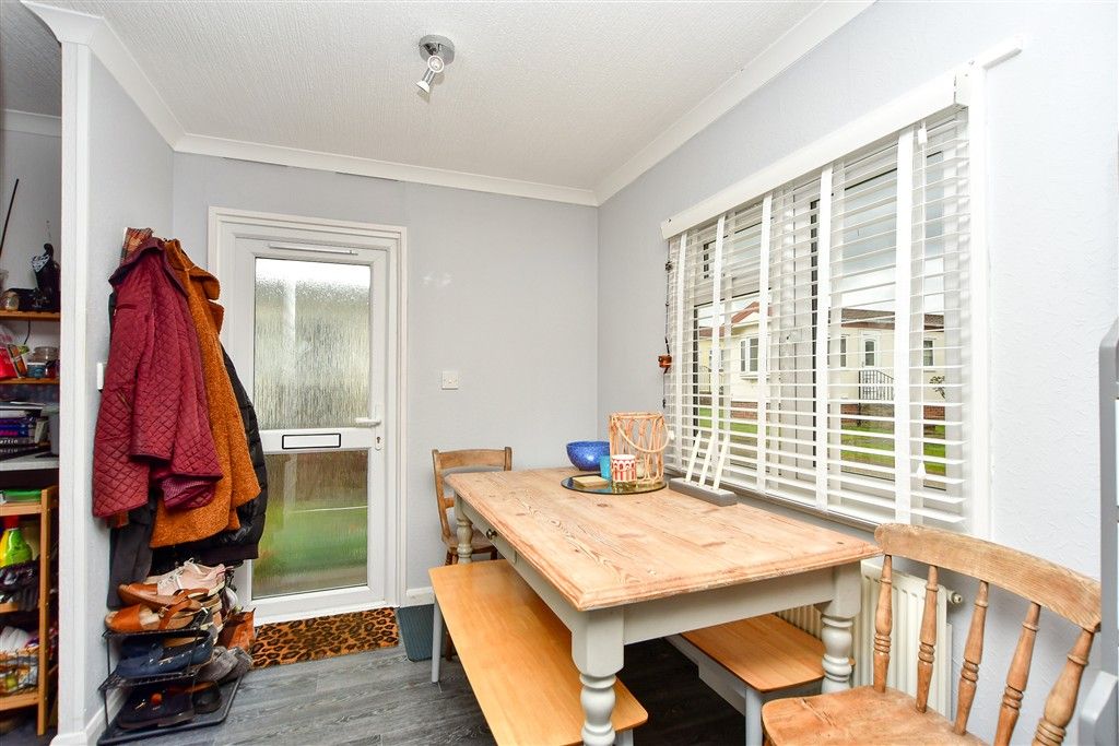 Property photo 2 of 10 Dining Area