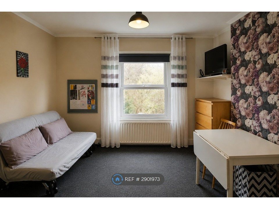 Property photo 2 of 4