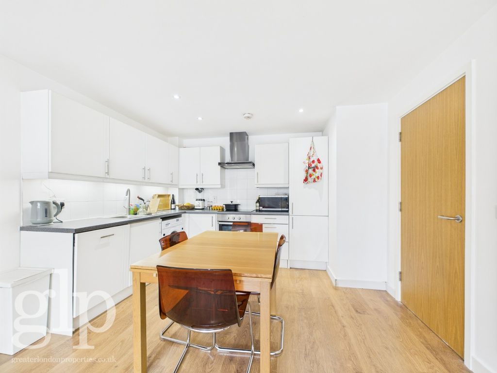 Property photo 2 of 10 4267512