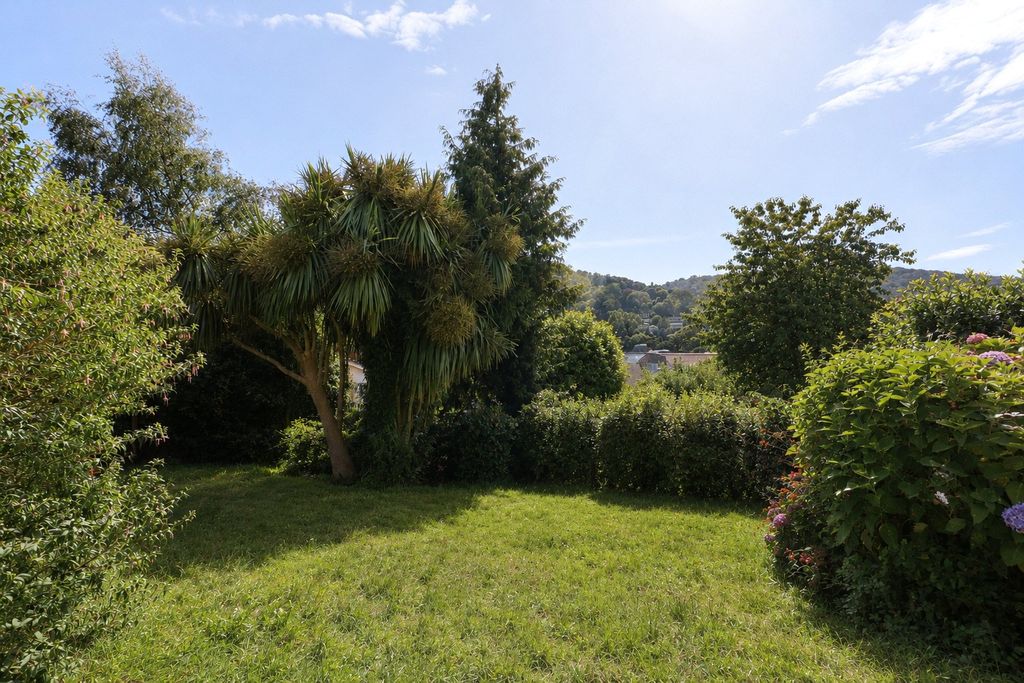 Property photo 2 of 18 2 - Picture No. 21
