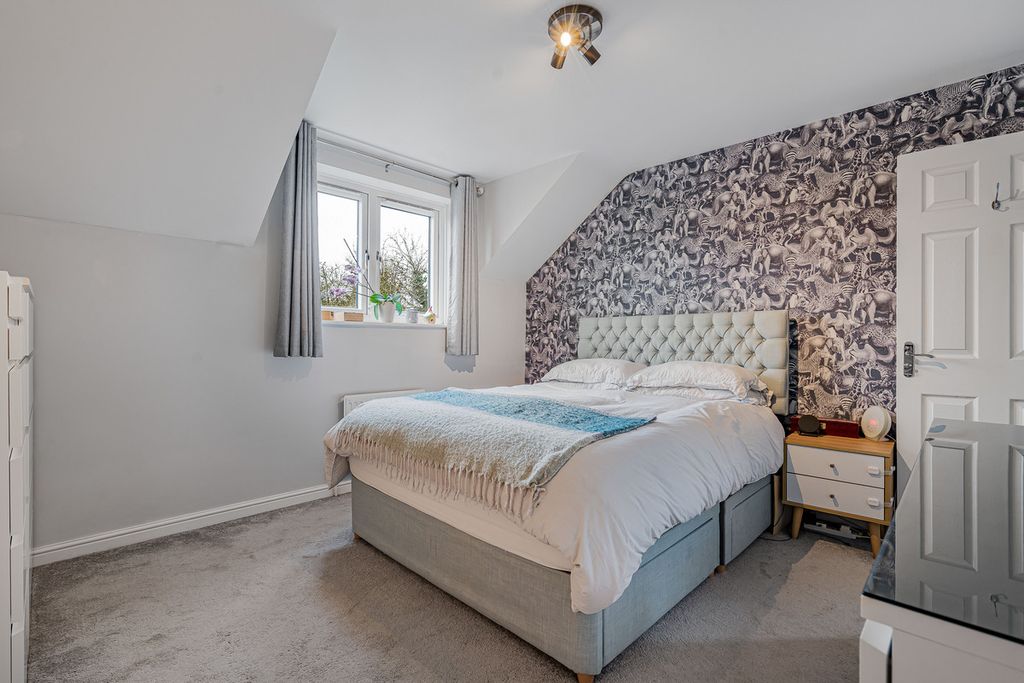 Additional image 14 of 4 bed detached house for saleMay Tree Close, Bicester OX26