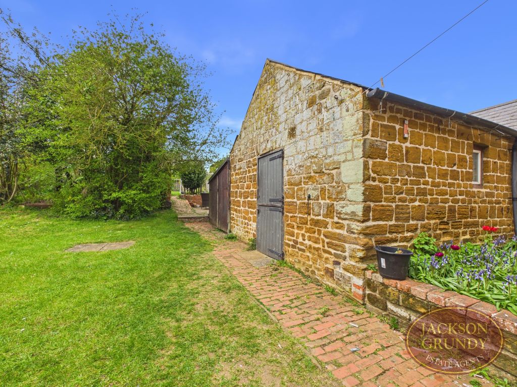 Property photo 2 of 17 Photo 2