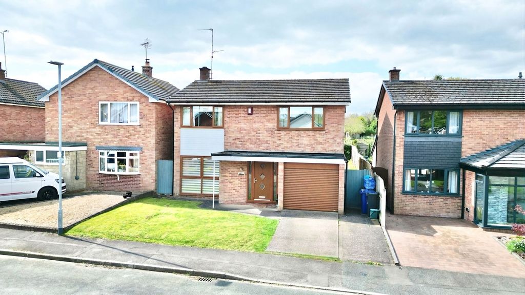Property photo 1 of 27