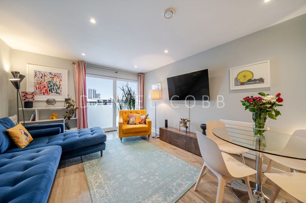 Property photo 3 of 20