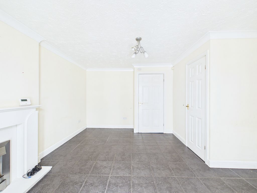 Property photo 3 of 24
