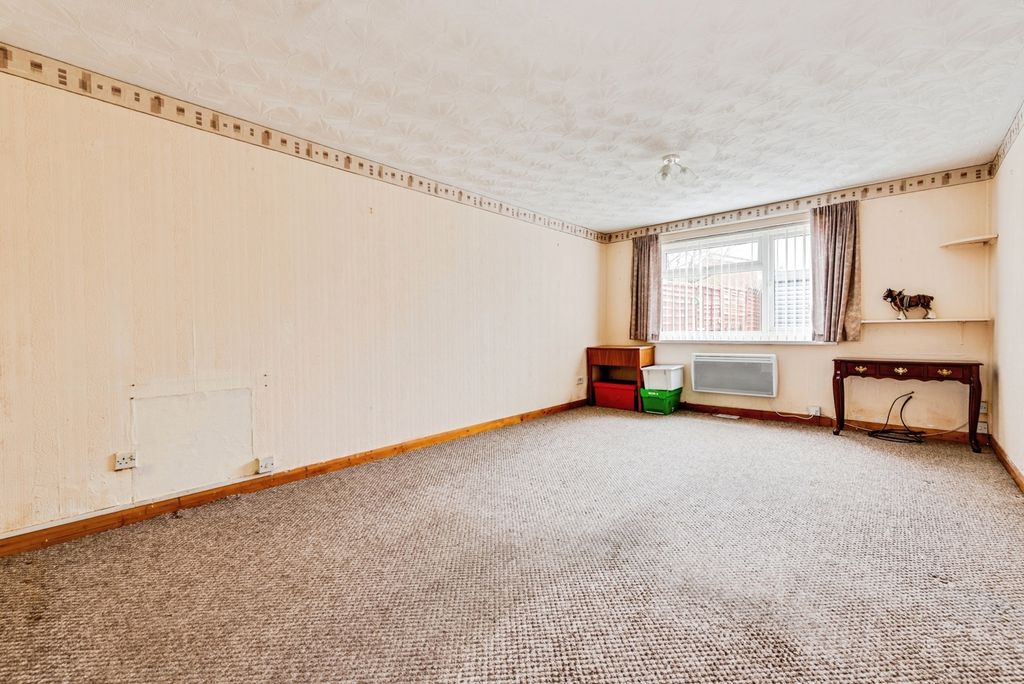 Property photo 3 of 20 Pbox-Img.Jpg