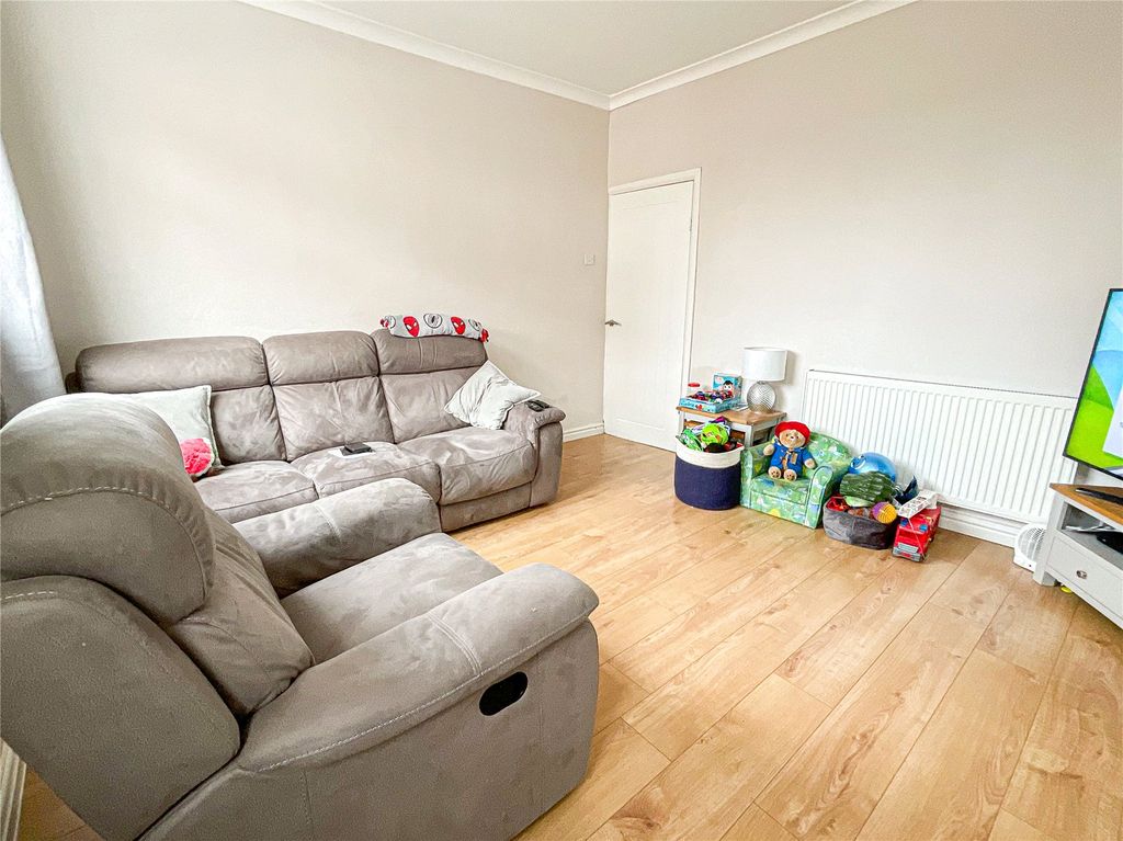 Property photo 2 of 9 Picture No. 07