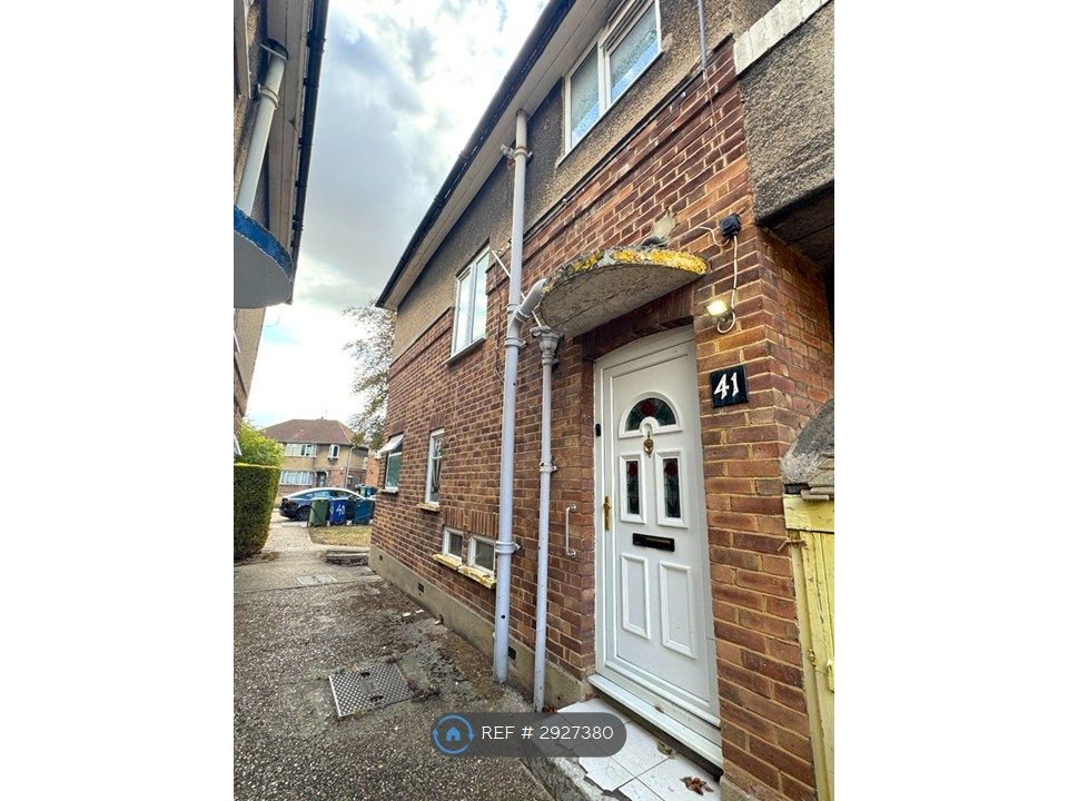 Property photo 2 of 14