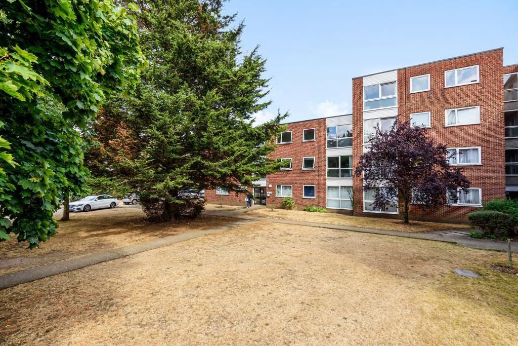 Property photo 1 of 8 Front