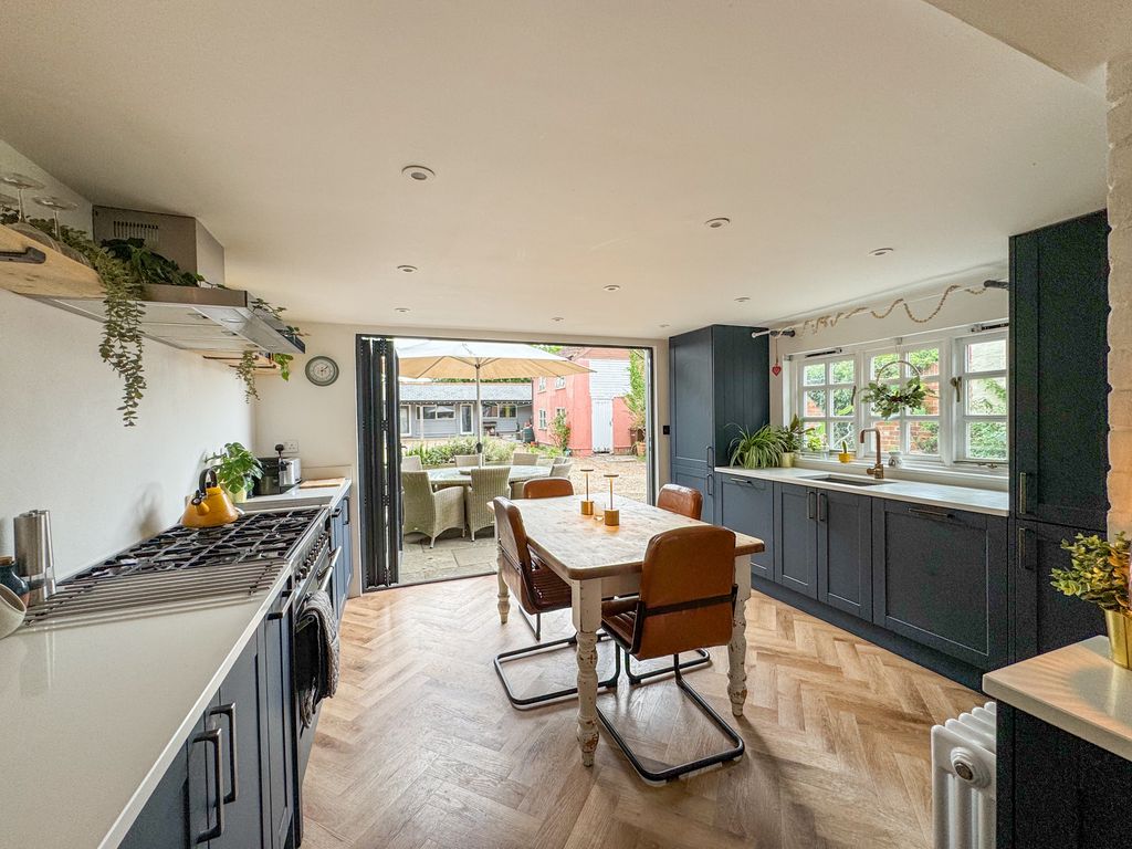 Property photo 3 of 56 Img_4039