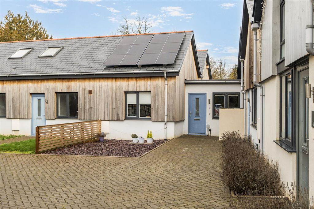 Property photo 1 of 23 1411155-19-698F051513202.Jpg