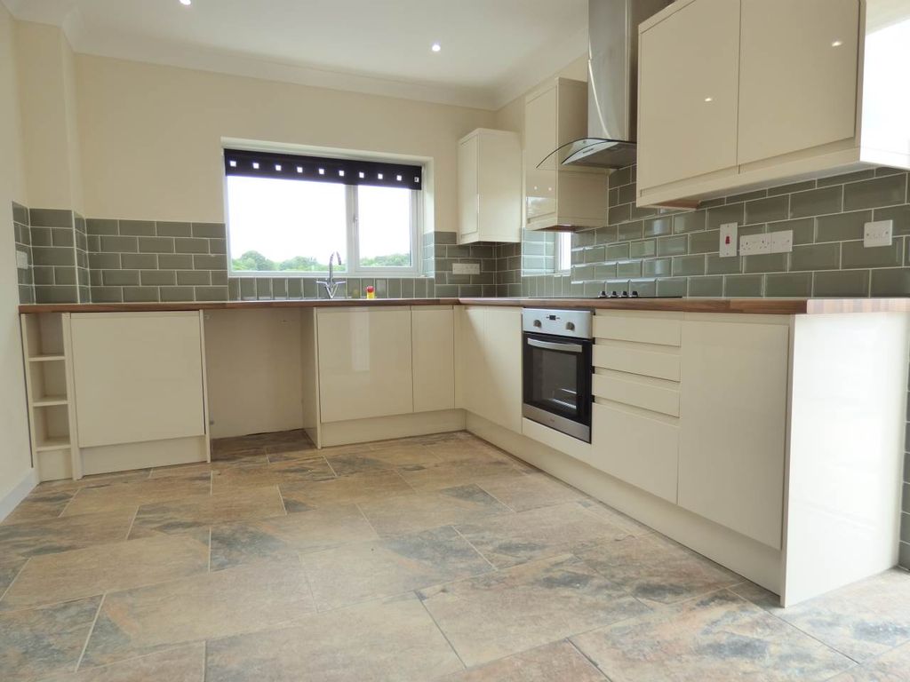 Property photo 3 of 11 P1050312