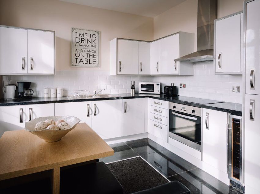 Property photo 1 of 3