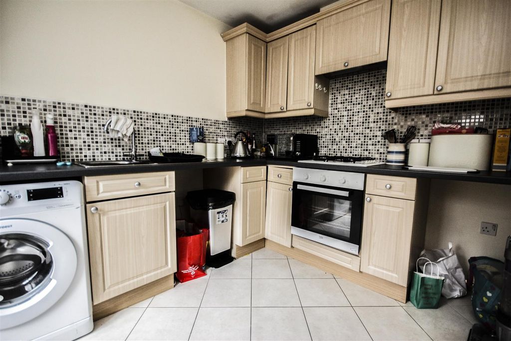 Property photo 3 of 12 Img_7916.Jpg