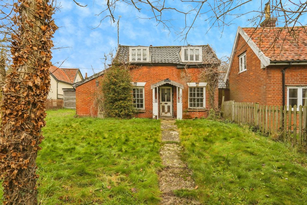 Property photo 1 of 23