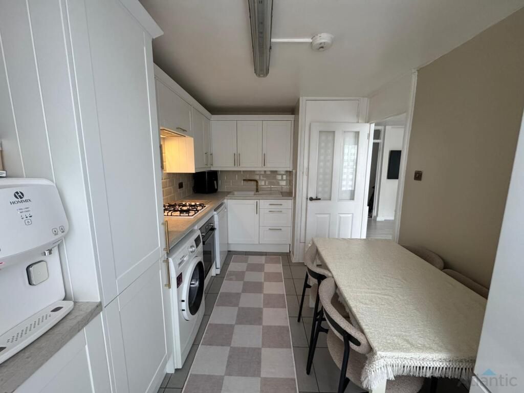 Property photo 3 of 6 Photo 3