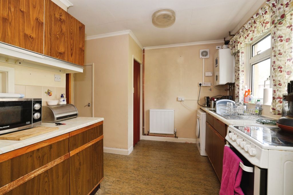 Property photo 3 of 17