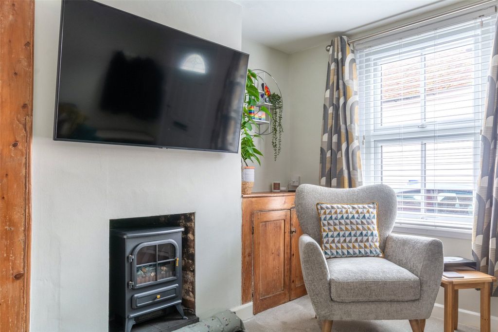 Property photo 3 of 13 Picture No. 10