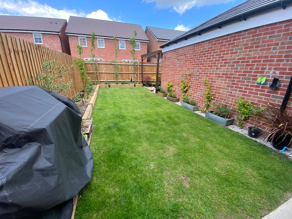 Property photo 3 of 19