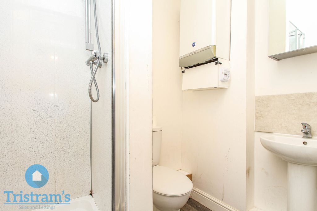 Property photo 3 of 6 Img_3578
