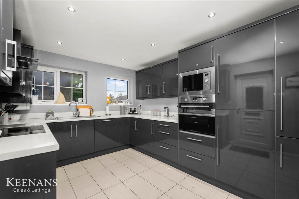 Property photo 2 of 29 10.Jpg